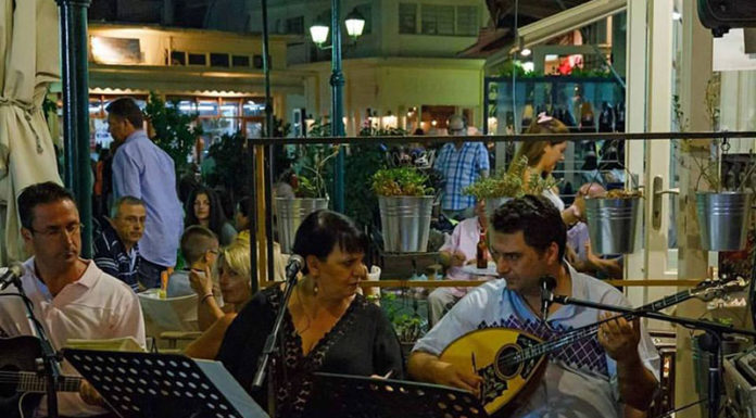 Βραδιά αφιερωμένη στους Τσιτσάνη, Καλδάρα και Νικολόπουλο