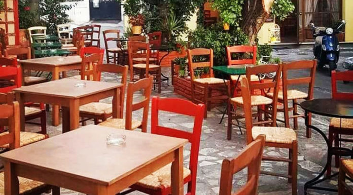 Ζωντανή Μουσική στις Καμάρες!