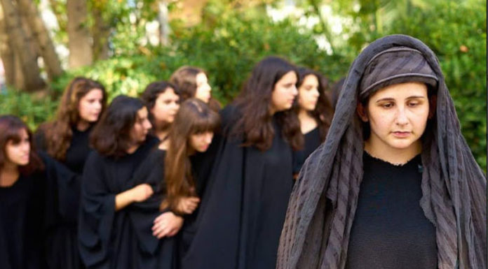 Τρωάδες του Ευριπίδη από την Πειραματική Σκηνή Καλαμάτας